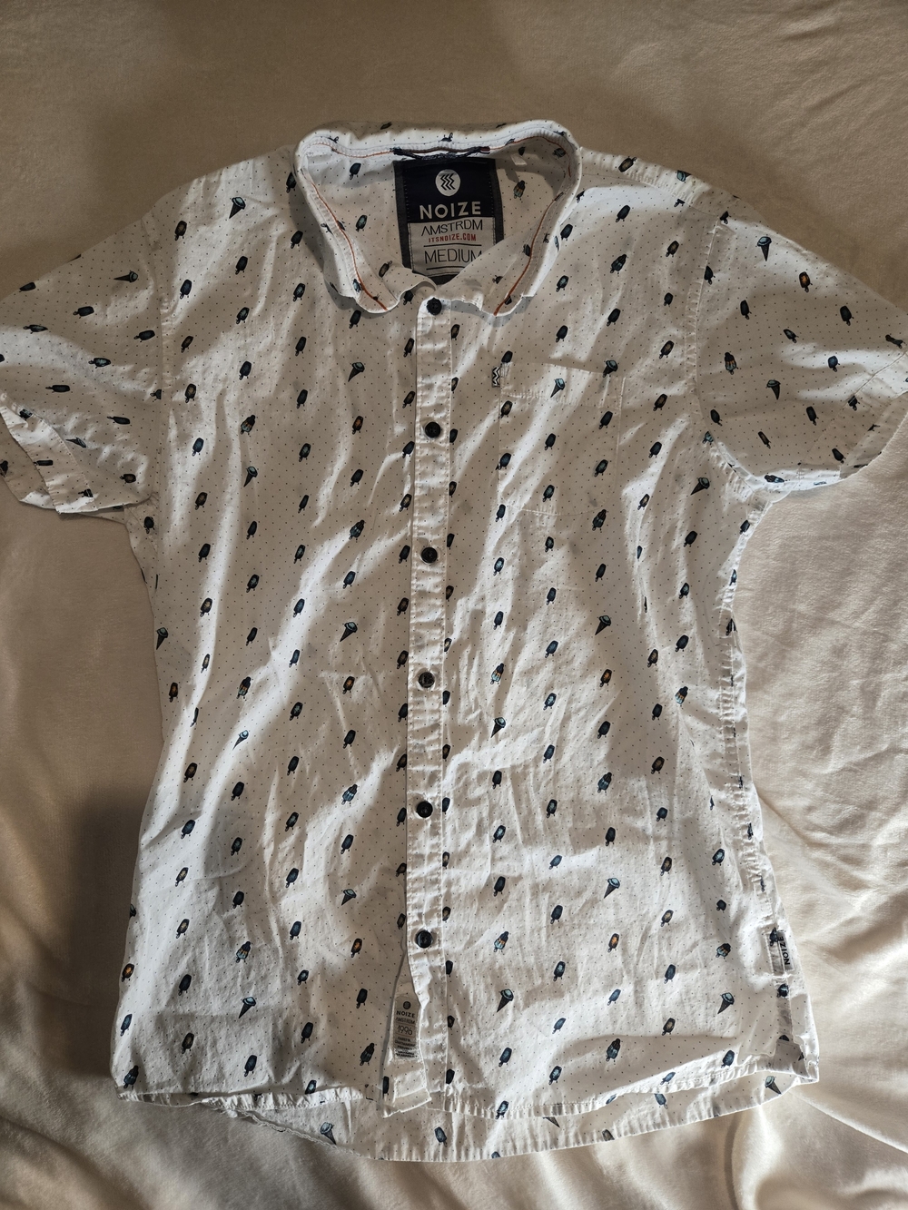 Noize White Short-Sleeve Button-Down with Navy Print Ice Cream Print